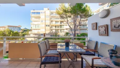 Apartment on Carrer de la Gran Via photo 3