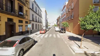 Piso en calle Castilla, 145 photo 2