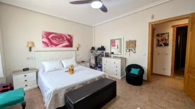 Chalet on Calle de Alemania photo 27