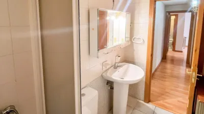 Flat on Calle del Ebro photo 18
