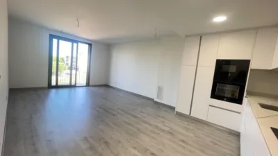 Apartment on Carrer de Cèsar Martinell I Brunet photo 14