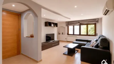 House in Centre photo 2