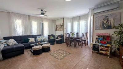 Chalet on Calle de Alemania photo 9