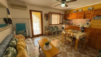 Bungalow on Calle Urbano Arregui, 100 photo 10