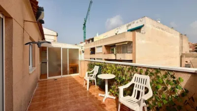 Top-floor apartment in Bus Station photo 5