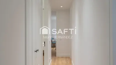 Apartment in Palacio photo 24
