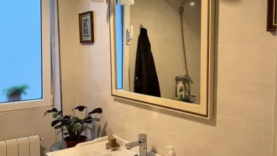 Apartment on Calle de Isabel 'La Católica' photo 16