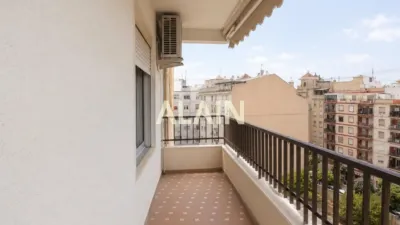 Piso en Avinguda del Cid photo 4