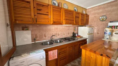 Bungalow on Calle Urbano Arregui, 100 photo 13