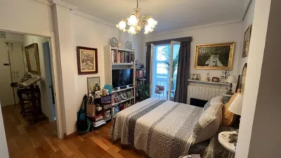 Apartment on Calle de Isabel 'La Católica' photo 15