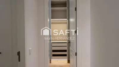 Apartment in Palacio photo 46
