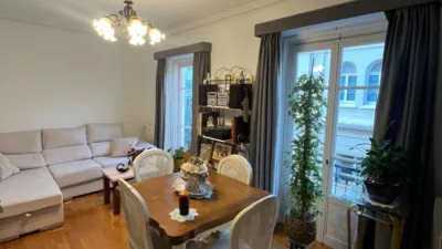 Apartment on Calle de Isabel 'La Católica' photo 8