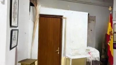Local comercial en venta en Ensanche-Franciscanos - Vista 2