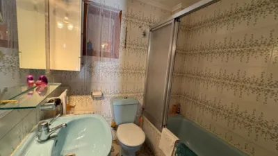 Bungalow on Calle Urbano Arregui, 100 photo 23