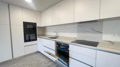 Apartment on Carrer de Cèsar Martinell I Brunet photo 13