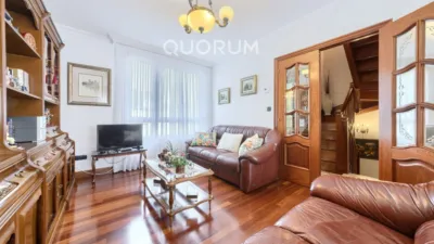 Terraced house in Basauri - San Miguel photo 3