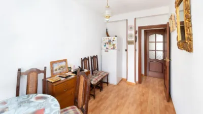 Flat on Calle Ángel photo 10