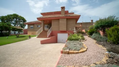 Chalet on Calle Rio Turia photo 44