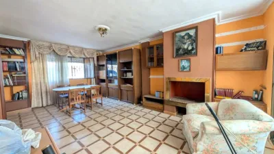Chalet on Calle de la Mina Los Quinientos photo 3