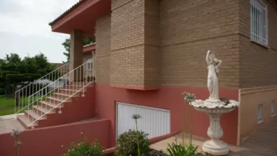 Chalet on Calle Rio Turia photo 40