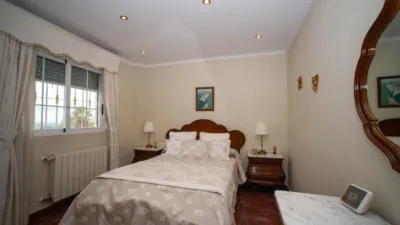 Chalet on Calle Rio Turia photo 13