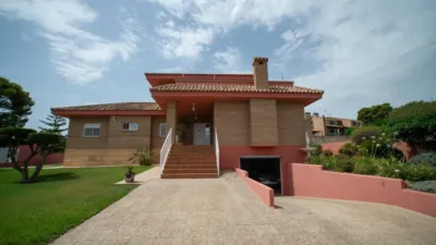 Chalet on Calle Rio Turia photo 43