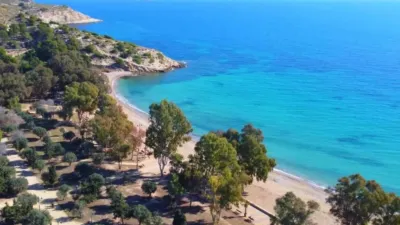 Piso – la Vila Joiosa / Villajoyosa, Cales i Talaies - Más