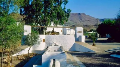 Apartment on Calle de la Estepa photo 20