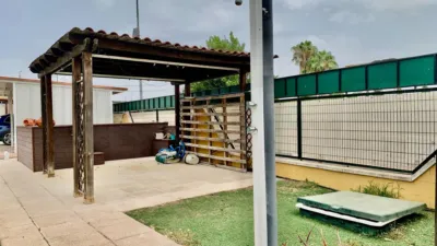 Chalet in Lora del Río photo 5