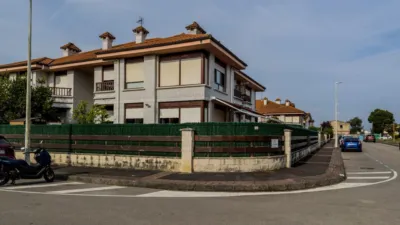 Top Floor Apartment in Somo photo 32