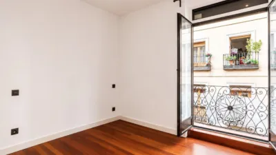 Flat on Calle de la Magdalena photo 4