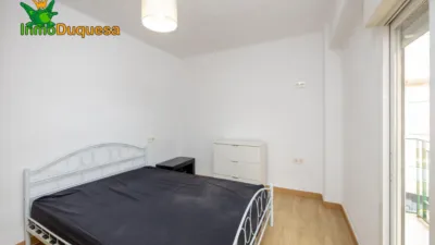 Piso en Zaidín photo 3