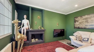 Chalet on Calle Monte Pinar photo 4