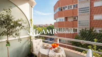 Apartment on Calle del Río Manzanares photo 4