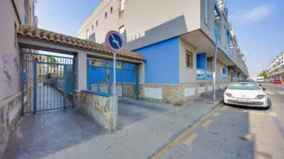 Apartment on Calle de María Gil Vallejos photo 31