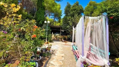 Chalet on Calle Monte Pinar photo 35