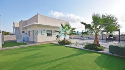 Chalet on Calle Serre photo 34