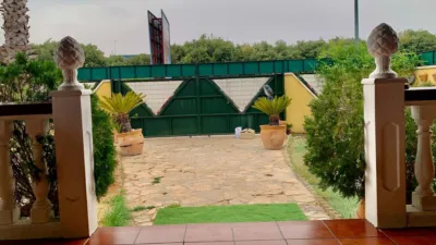 Chalet in Lora del Río photo 17