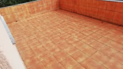 Edificio en venta en Bosque - Más