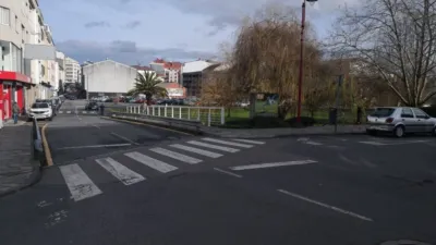 Local comercial en venta en San Martiño - Más