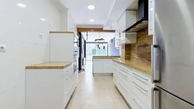 Chalet on Calle Monte Pinar photo 7