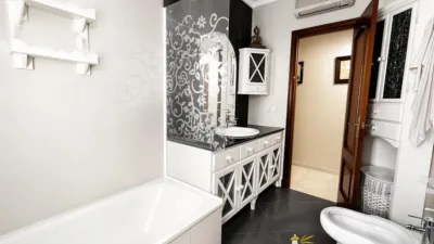 Chalet on Avenida de la Marina photo 9