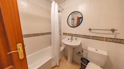 Apartment on Avenida de la Constitución photo 9