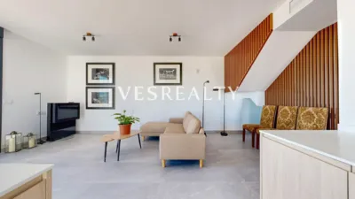 Semi-detached house in Carrer Mariola photo 4
