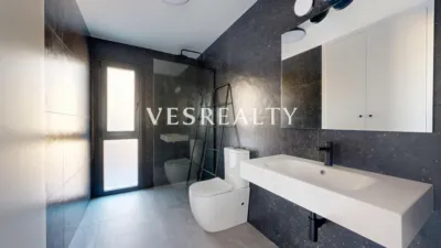 Semi-detached house in Carrer Mariola photo 14