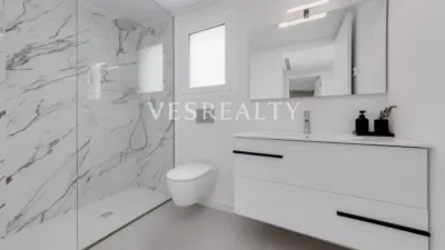 Chalet on Calle Llentiscle Del photo 9