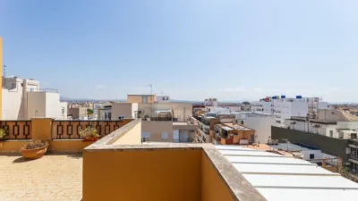 Penthouse on Carrer de Cotlliure photo 29