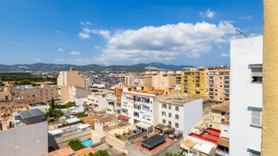 Penthouse on Carrer de Cotlliure photo 35