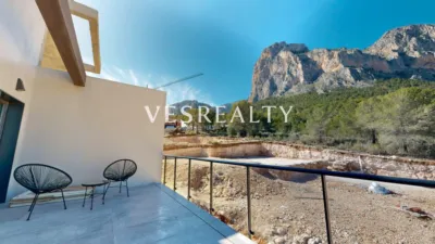 Semi-detached house in Carrer Mariola photo 15