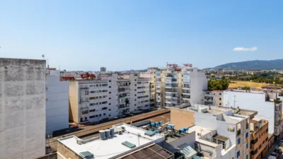 Penthouse on Carrer de Cotlliure photo 36